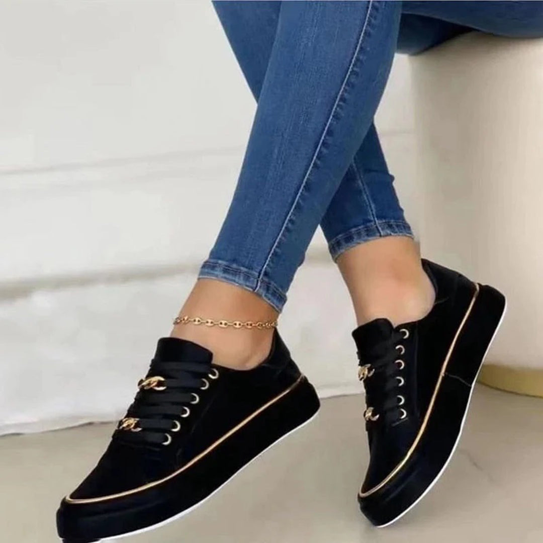 Roos | Stijlvolle Damesschoenen in de kleur Zwart voor dames in stijl ideaal voor de herfst.