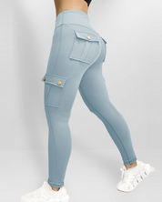 Roosmarijn | Dames cargobroek in de kleur Lichtblauw voor dames in Outdoor stijl ideaal voor de zomer.