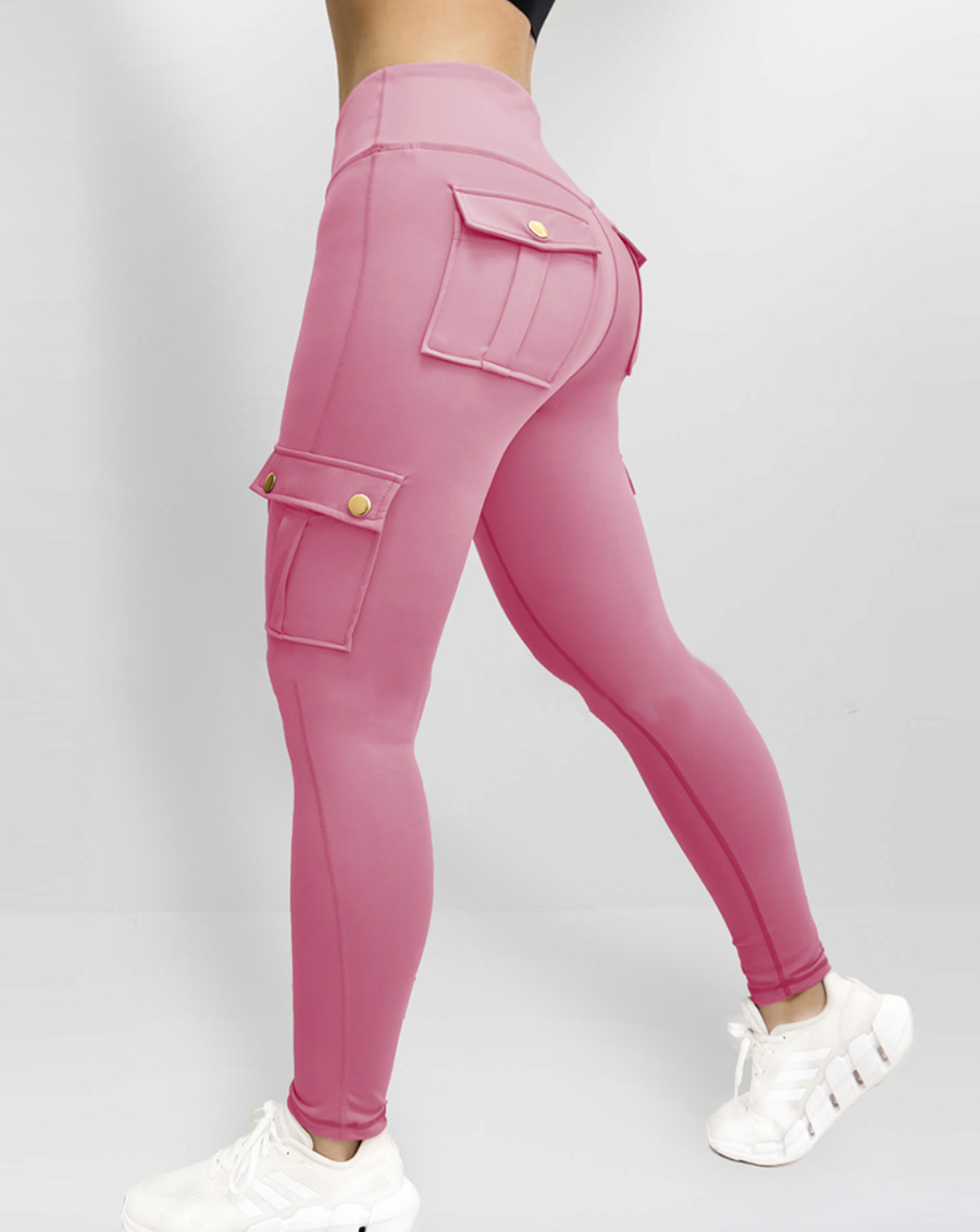 Roosmarijn | Dames cargobroek in de kleur Roze voor dames in Outdoor stijl ideaal voor de zomer.