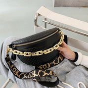 Shana Crossbody Tas | Elegant & Stijlvol in de kleur Zwart voor dames in stijl geschikt voor alle seizoenen.