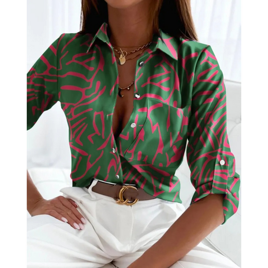 Sofie | Elegante damesblouse in zakelijke stijl met gevoerde print in de kleur Groen voor dames in Streetwear stijl ideaal voor de lente.