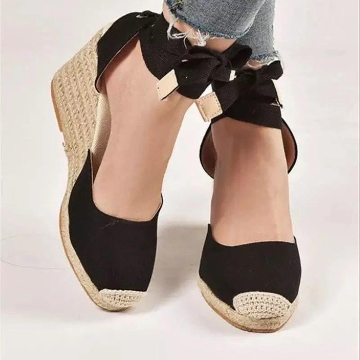 Sophie | Espadrilles met enkelbandje in de kleur Zwart voor dames in Beach stijl ideaal voor de zomer.