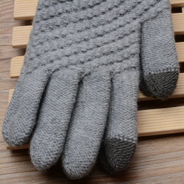 Sophie | Stijlvolle en functionele gebreide handschoenen in de kleur Zwart voor dames in stijl ideaal voor de winter