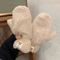 Sophie | Zachte & warme teddy wanten in de kleur Beige voor dames in Lounge stijl ideaal voor de winter