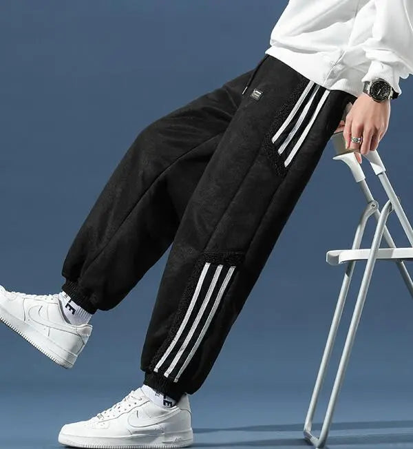 Stefano | Luxe kasjmier broek in de kleur Zwart voor heren in Heritage stijl geschikt voor alle seizoenen.