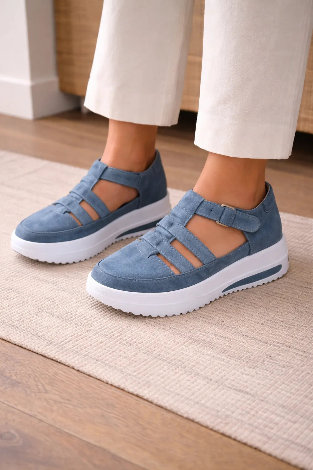 Platform schoenen met cutouts