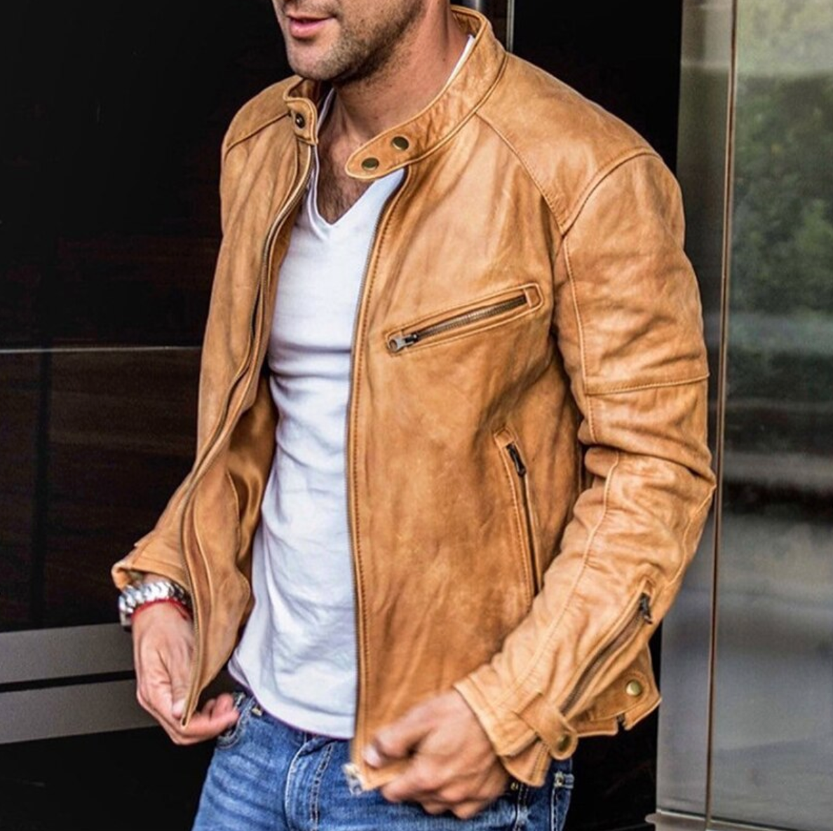 Stijn | Casual, stijlvolle leren herenjas voor mannen in de kleur Lichtbruin voor heren in stijl geschikt voor alle seizoenen.