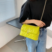 Sylvie Handtas | Chic & Modieus in de kleur Zwart voor dames in stijl geschikt voor alle seizoenen.
