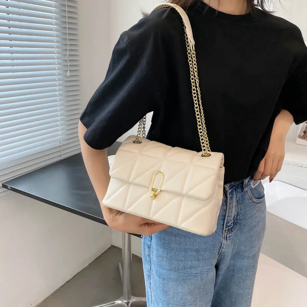 Sylvie Handtas | Chic & Modieus in de kleur Zwart voor dames in stijl geschikt voor alle seizoenen.