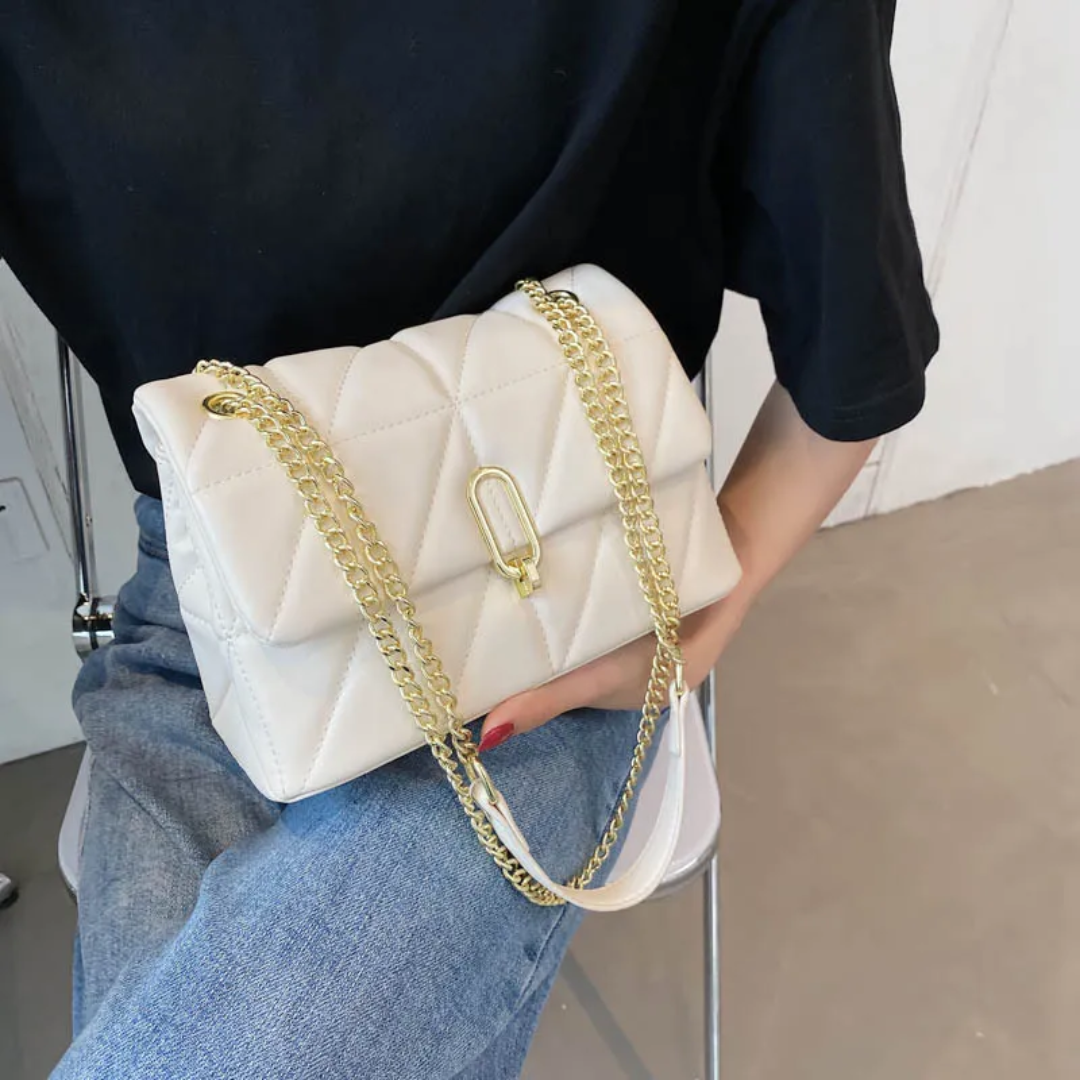 Sylvie Handtas | Chic & Modieus in de kleur Zwart voor dames in stijl geschikt voor alle seizoenen.