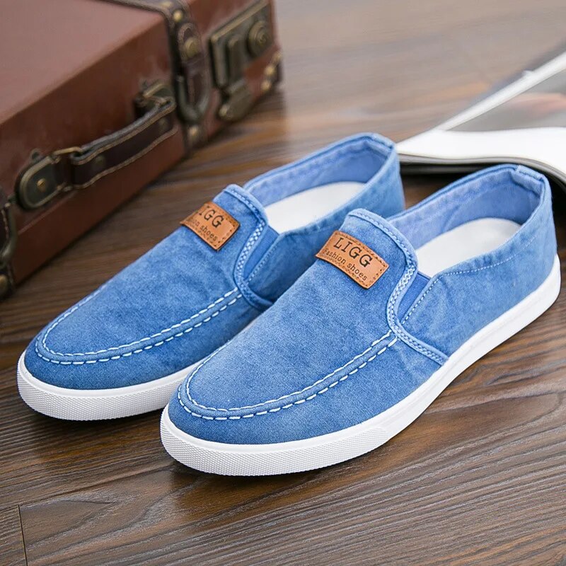 Teus | Casual Canvas Denim Sneakers in de kleur Lichtblauw voor heren in Heritage stijl ideaal voor de herfst.