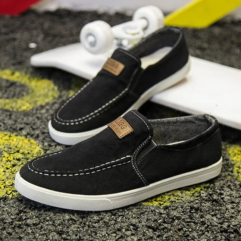 Teus | Casual Canvas Denim Sneakers in de kleur Zwart voor heren in Heritage stijl ideaal voor de herfst.