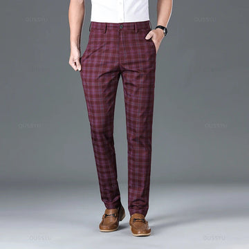 Thijs | Klassieke geruite herenpantalon in de kleur Rood voor heren in Heritage stijl geschikt voor alle seizoenen.