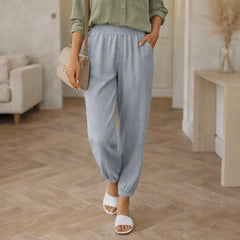 Tapered leg jogging pants