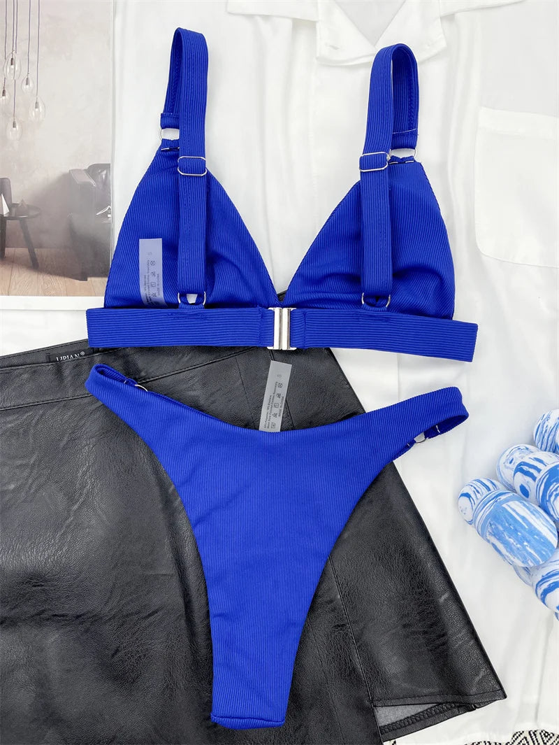 Vera | Unieke & trendy bikini in de kleur Zwart voor dames in Beach stijl ideaal voor de zomer.