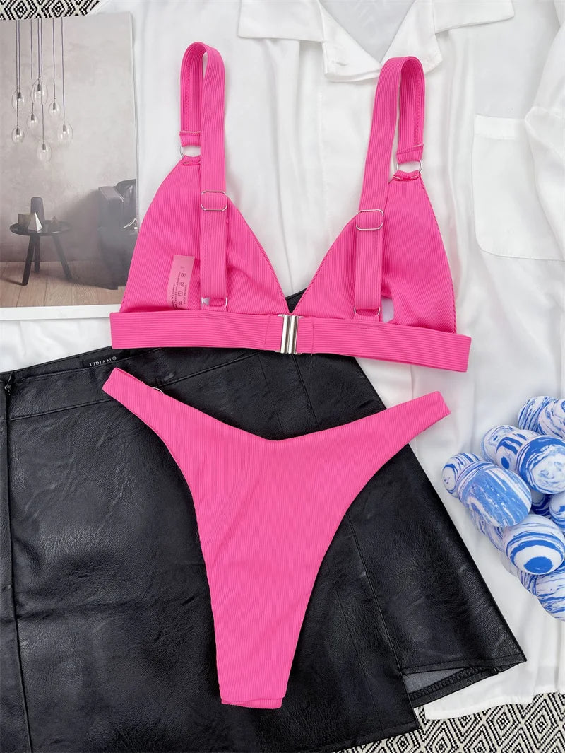 Vera | Unieke & trendy bikini in de kleur Zwart voor dames in Beach stijl ideaal voor de zomer.