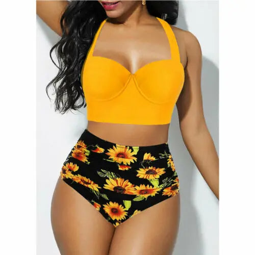 Vera | Vrolijke & stijlvolle bikini in de kleur Geel voor dames in Beach stijl ideaal voor de zomer.