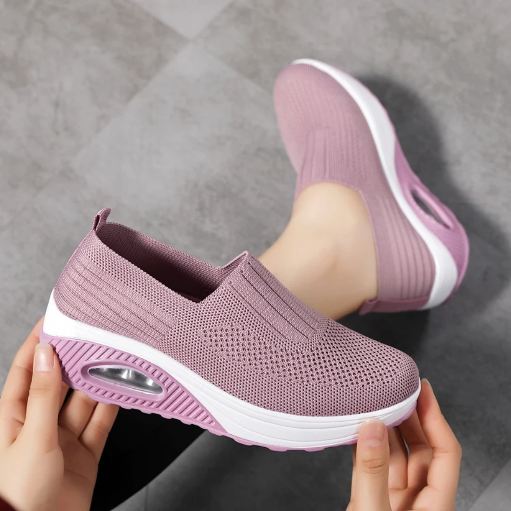 wedgesneakers_pink_img1.png