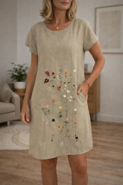 Mini jurk met geborduurde bloemen