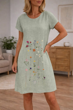 Mini jurk met geborduurde bloemen