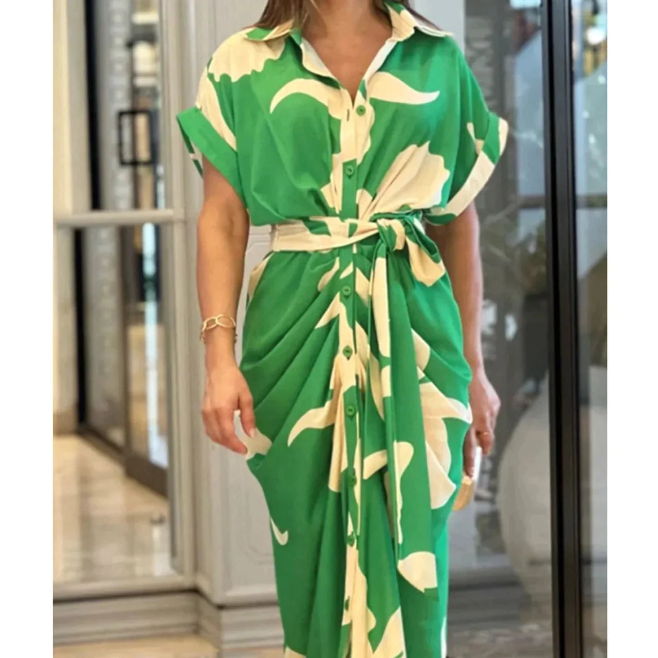 Casual & Sexy Jurk Rosa in de kleur Groen voor dames in stijl ideaal voor de zomer.