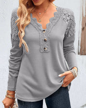 Elegante blouse met een spitsvormige kanten halslijn in de kleur Grijs voor dames in stijl ideaal voor de herfst.