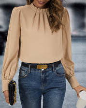 Ellen | Top met staande kraag in de kleur Goud voor dames in stijl ideaal voor de herfst.