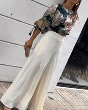 Damesset met bloemenprint top en wijde broek