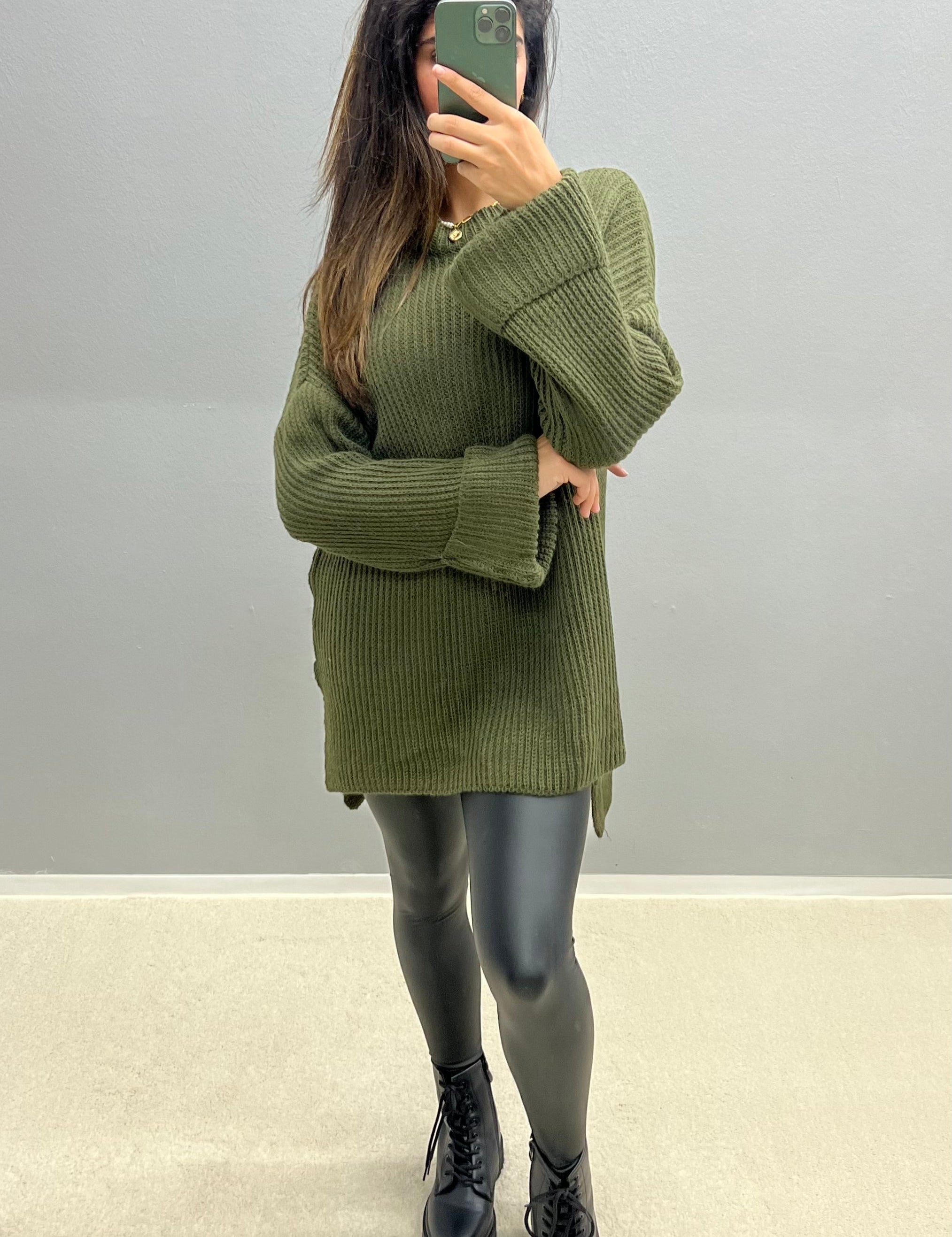 Pullover trui in de kleur Khaki voor dames in Heritage stijl ideaal voor de herfst.
