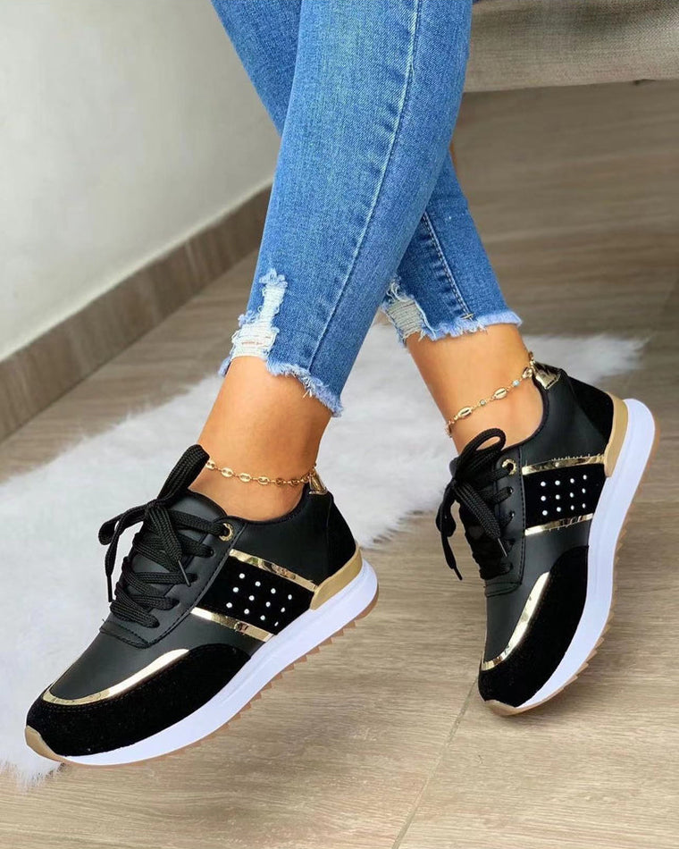 Sneakers met blokkleur in de kleur Zwart voor dames in stijl geschikt voor alle seizoenen.
