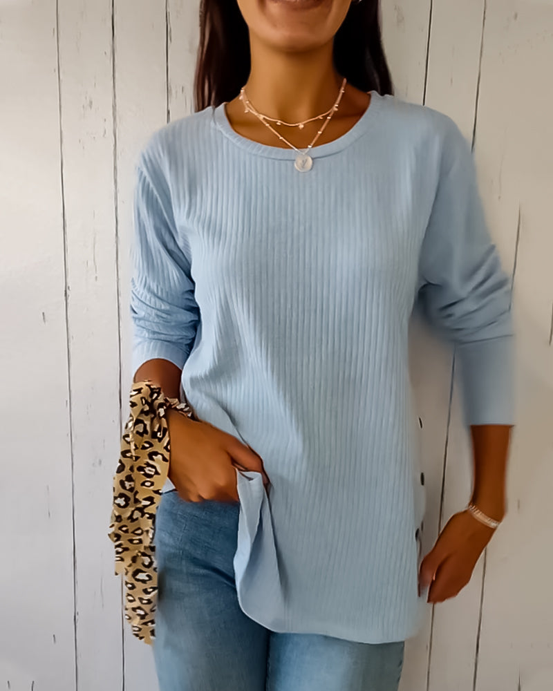 Top met lange mouwen en ronde hals in de kleur Blauw voor dames in stijl ideaal voor de herfst.