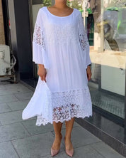 Witte zomerse jurk in de kleur Wit voor dames in stijl ideaal voor de lente.